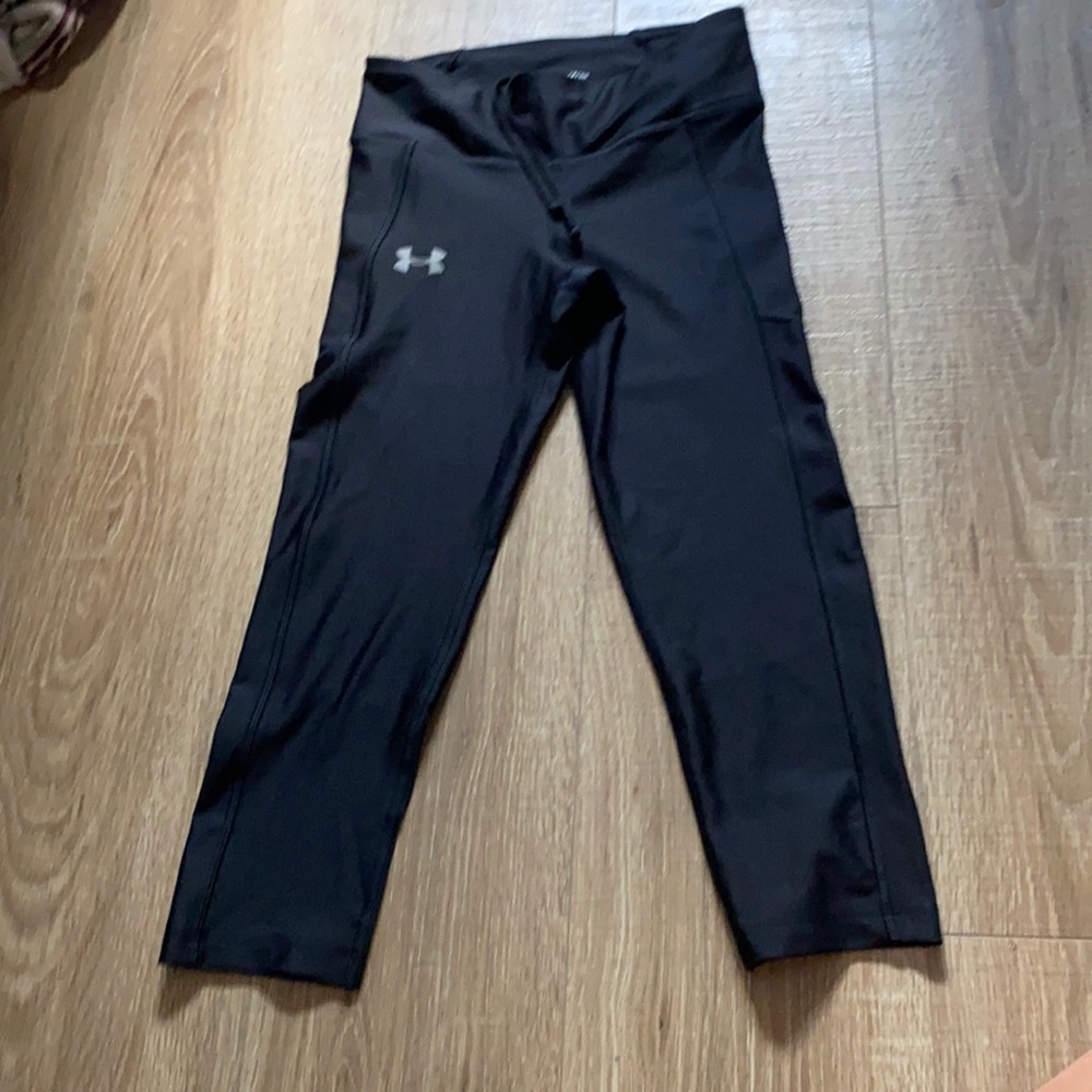 Cute under armor compression leggings never worn